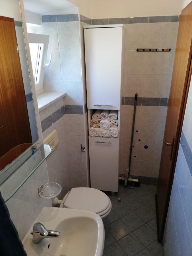 Apartment Luka Малий Лошинь Екстер'єр фото