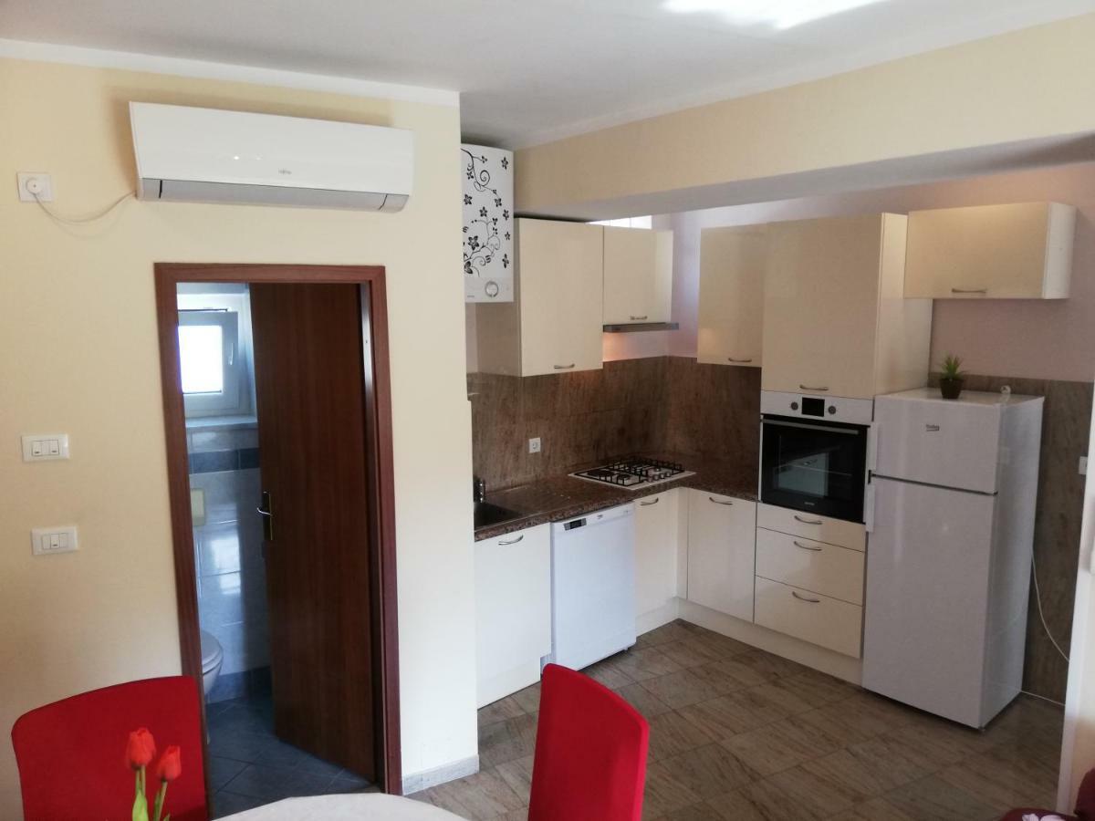 Apartment Luka Малий Лошинь Екстер'єр фото
